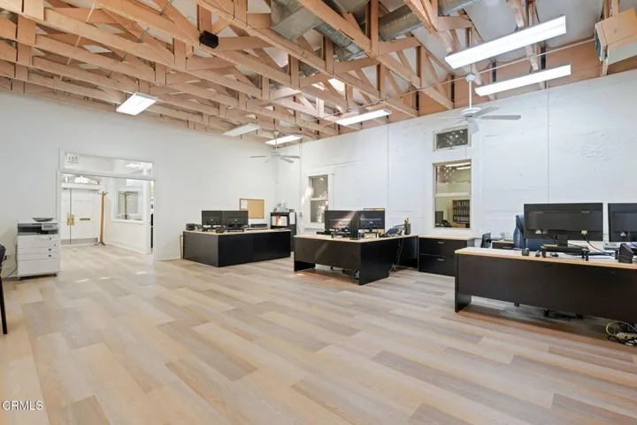 20-Work Space
