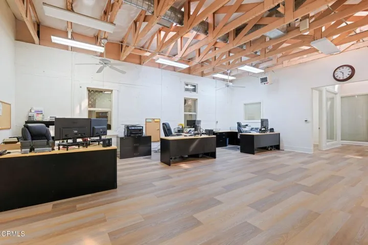 22-Work Space