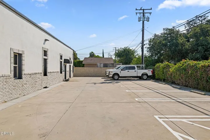 11-Parking Lot