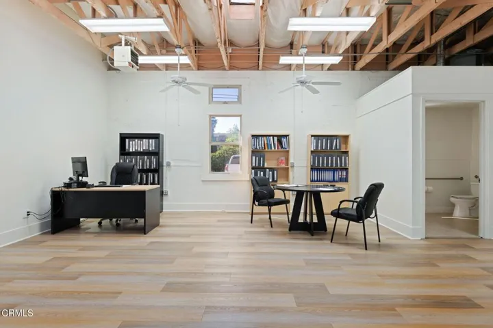 23-Work Space