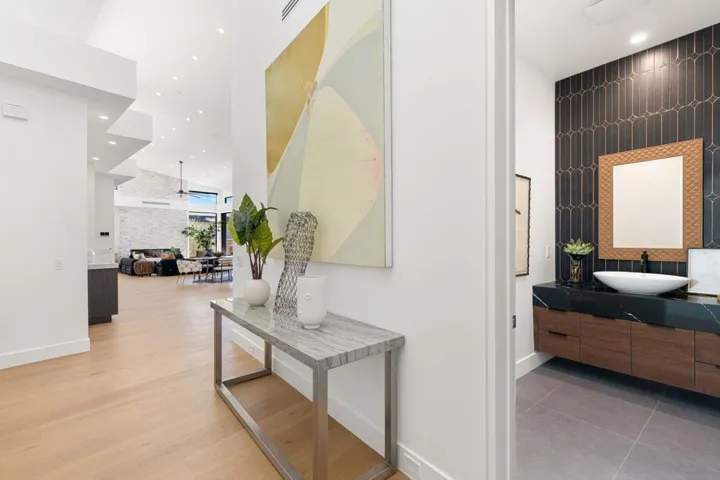 87-web-or-mls-AS5A8992