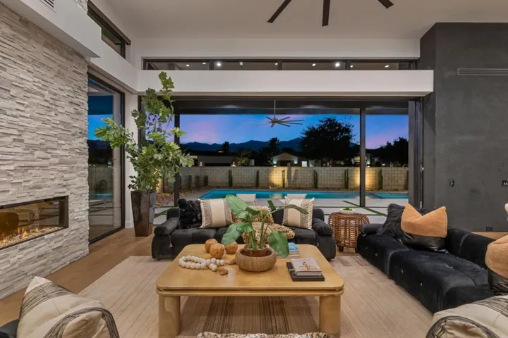 32-web-or-mls-AS5A5347