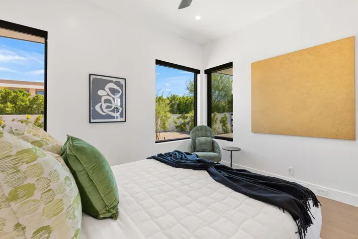 72-web-or-mls-AS5A8911