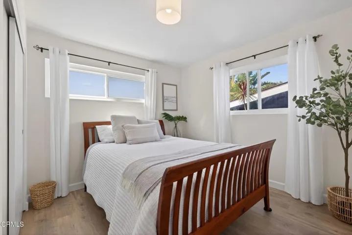 57-web-or-mls-UpmarketMedia-4229Far-188