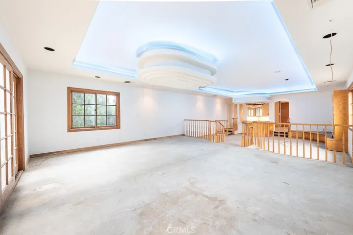 20019 Ingomar, Winnetka, California 91306