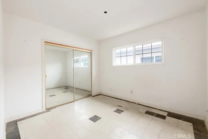 20019 Ingomar, Winnetka, California 91306