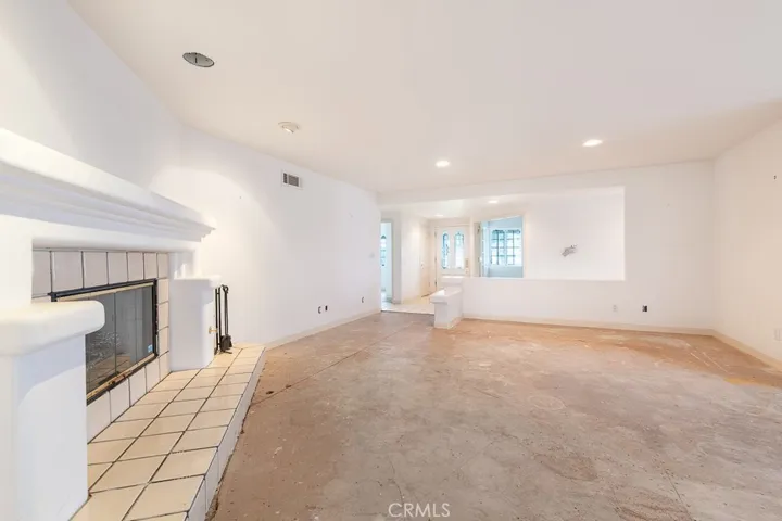 20019 Ingomar, Winnetka, California 91306