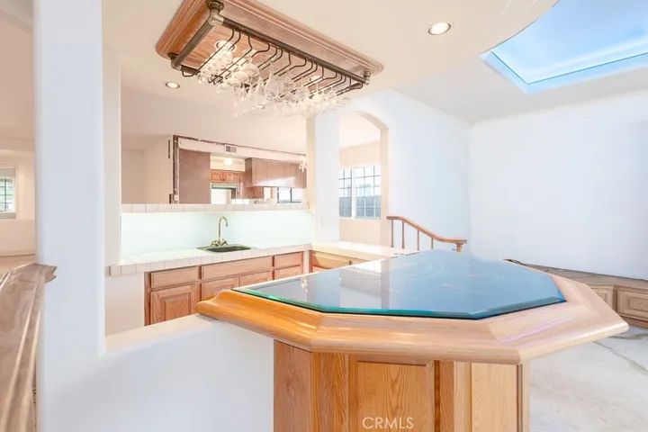 20019 Ingomar, Winnetka, California 91306