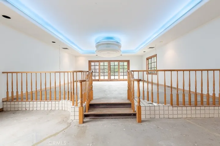 20019 Ingomar, Winnetka, California 91306