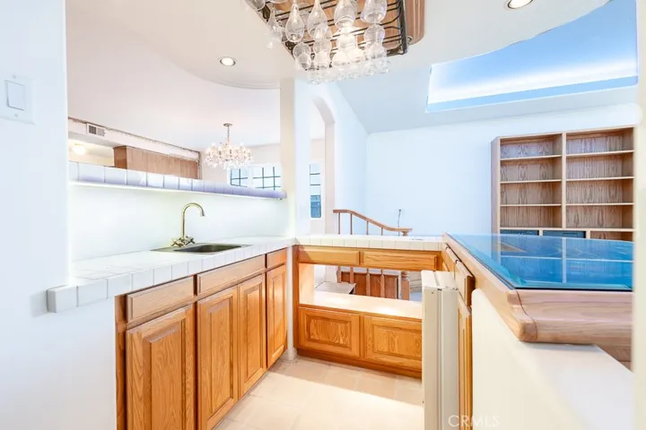 20019 Ingomar, Winnetka, California 91306