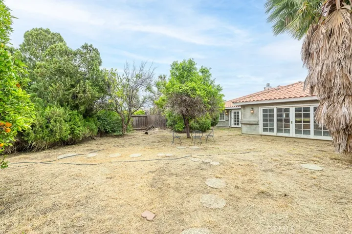 20019 Ingomar, Winnetka, California 91306