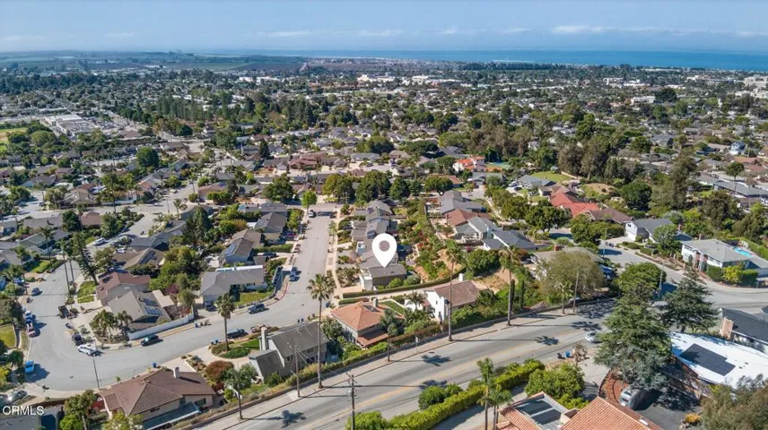 91-web-or-mls-Upmarketmedia_379McG-aer-0