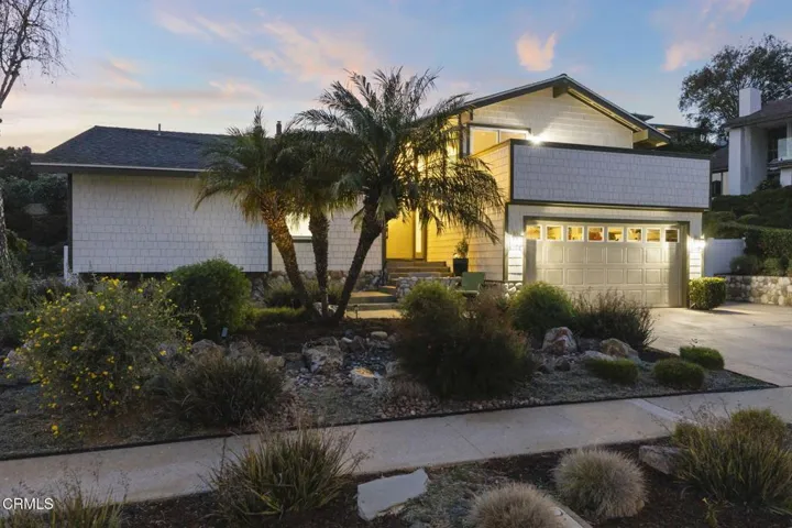 3-web-or-mls-UpmarketMedia-379McG-Twi-00