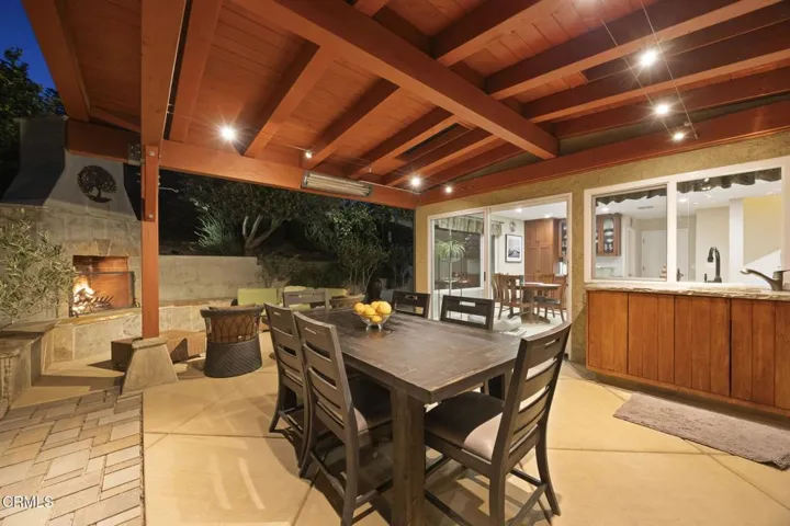 15-web-or-mls-UpmarketMedia-379McG-Twi-0