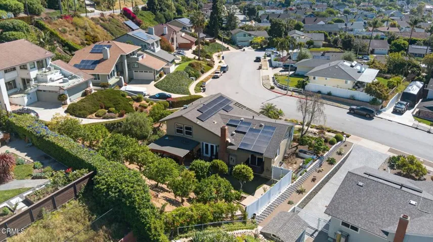 88-web-or-mls-Upmarketmedia_379McG-aer-0