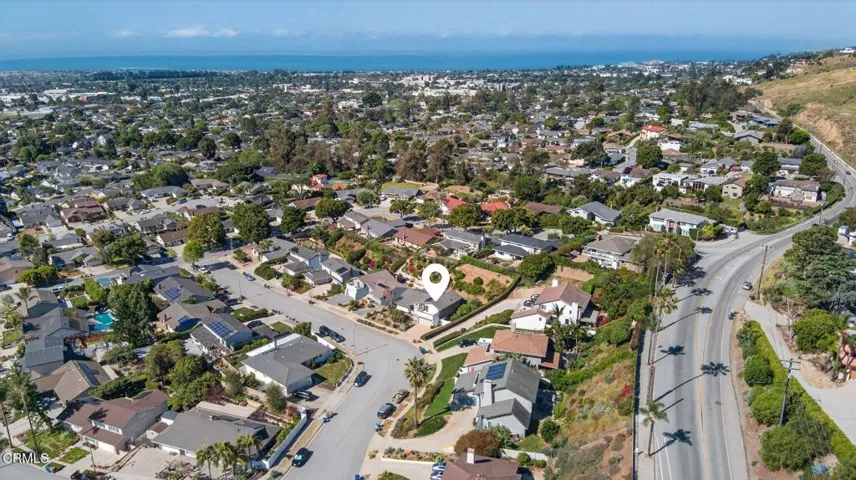 92-web-or-mls-Upmarketmedia_379McG-aer-0