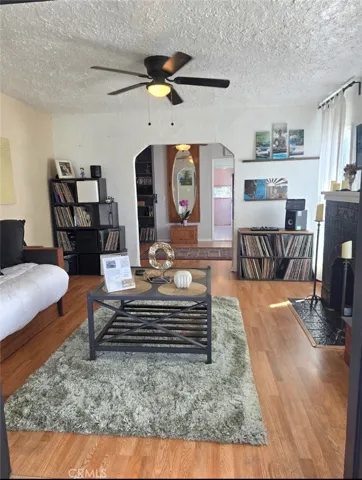 2000 82nd, Oakland, California 94621