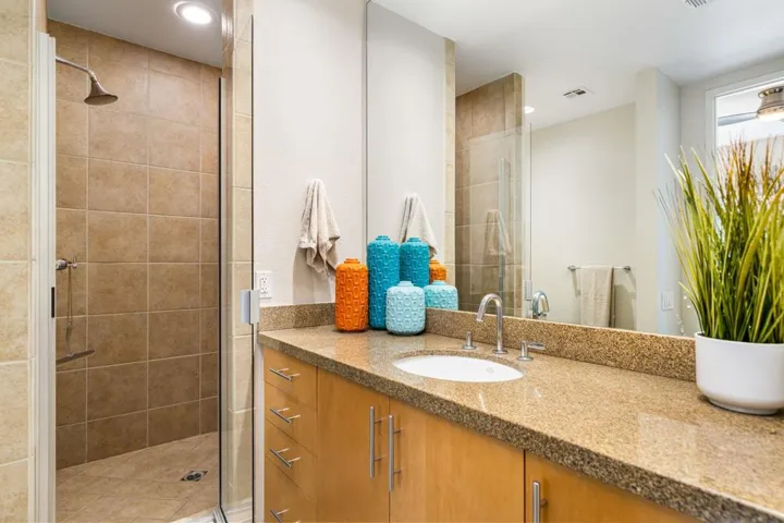 30-web-or-mls-JVALejo_OPMG_0326_030