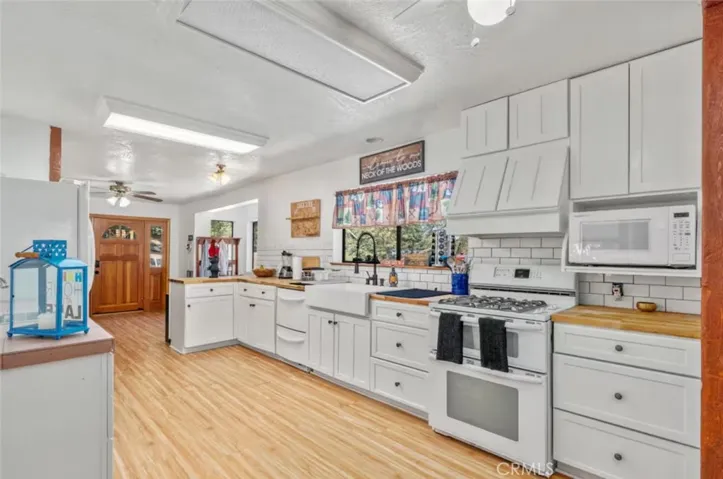 26249 Alpine, Twin Peaks, California 92391