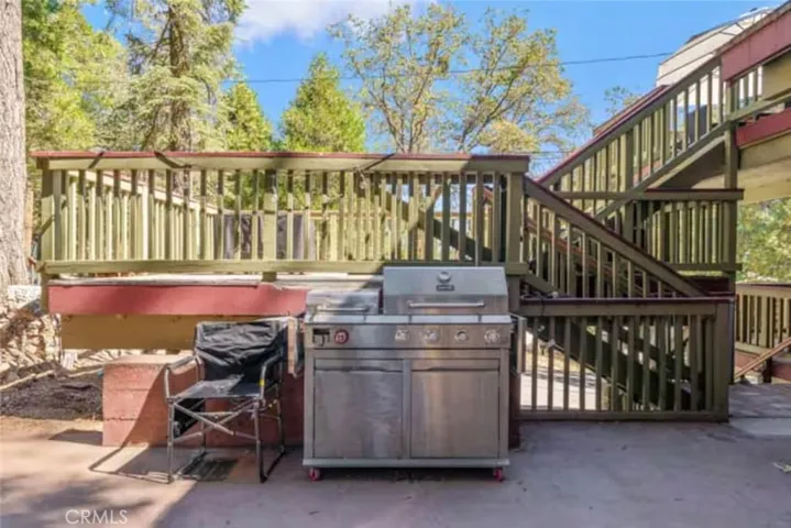 26249 Alpine, Twin Peaks, California 92391