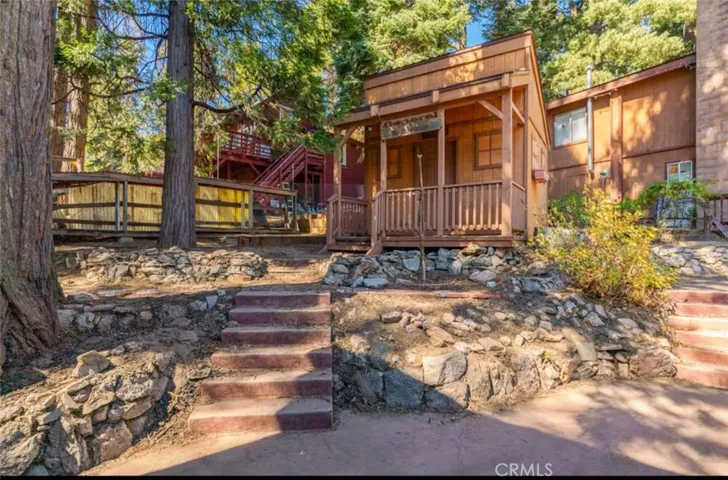 26249 Alpine, Twin Peaks, California 92391