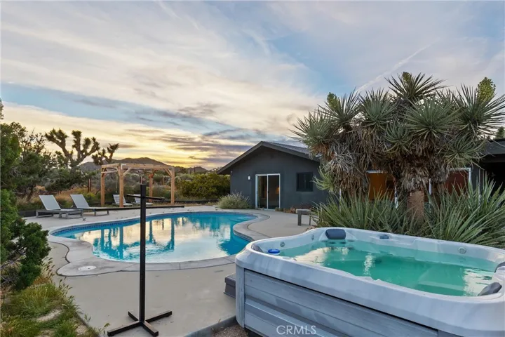 58747 San Marino, Yucca Valley, California 92284