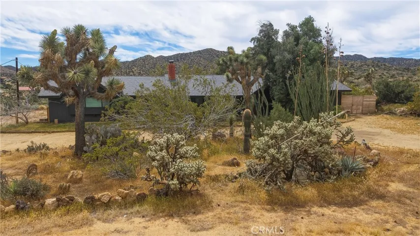 58747 San Marino, Yucca Valley, California 92284