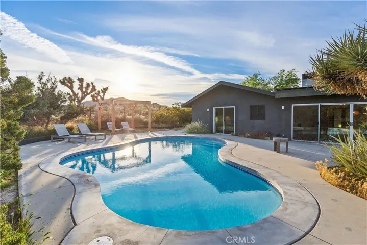 58747 San Marino, Yucca Valley, California 92284