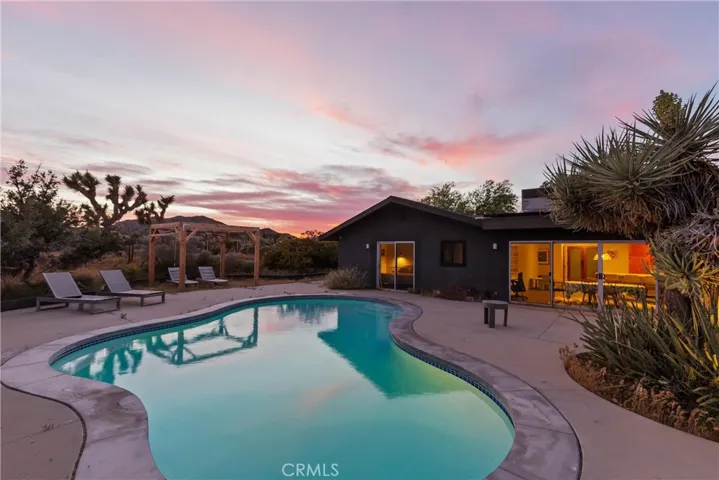 58747 San Marino, Yucca Valley, California 92284