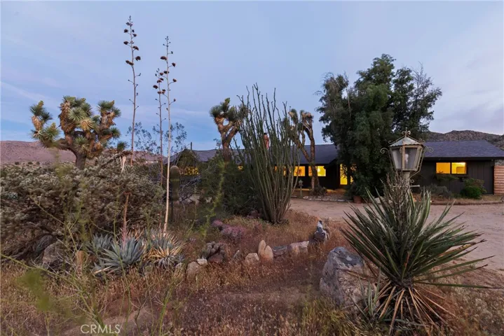 58747 San Marino, Yucca Valley, California 92284