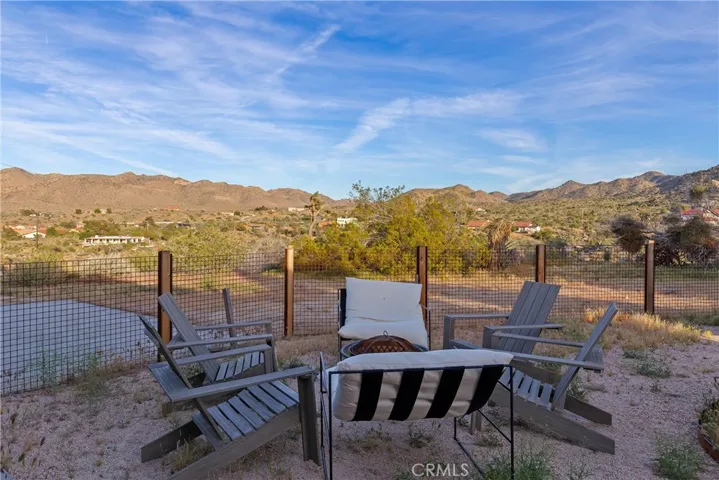 58747 San Marino, Yucca Valley, California 92284
