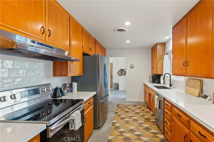 58747 San Marino, Yucca Valley, California 92284