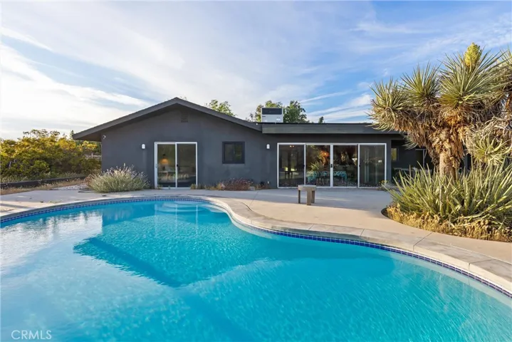 58747 San Marino, Yucca Valley, California 92284
