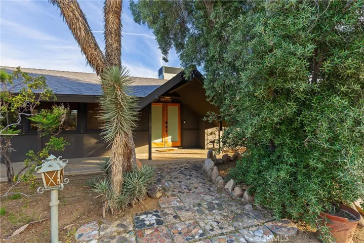 58747 San Marino, Yucca Valley, California 92284