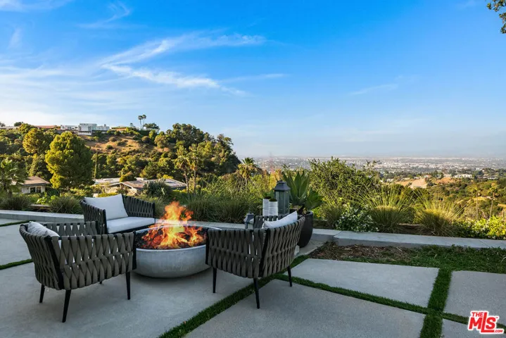 8545 Charl Lane, Los Angeles, California 90046