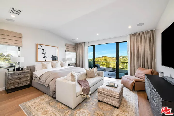 8545 Charl Lane, Los Angeles, California 90046