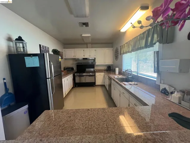 WG Clubhouse Kitchen