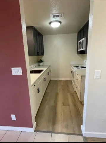 1923 Pawnee Way, Stockton, California 95209