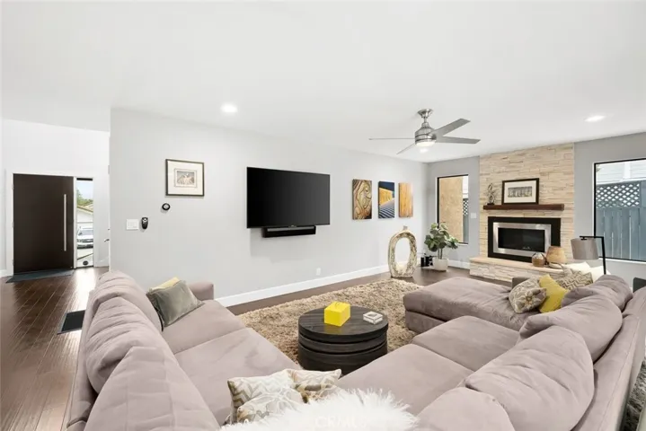 411 Woodbridge, San Luis Obispo, California 93401