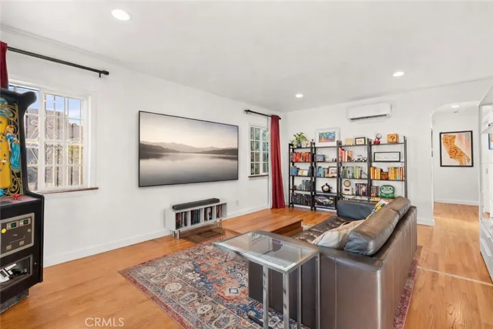 The TV has been virtually added
