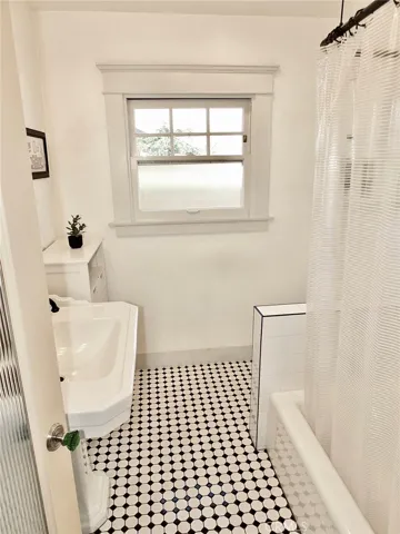720 Stanley, Long Beach, California 90804