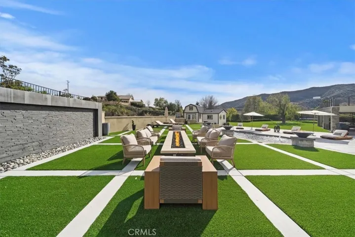 13786 Staghorn Court, Yucaipa, California 92399