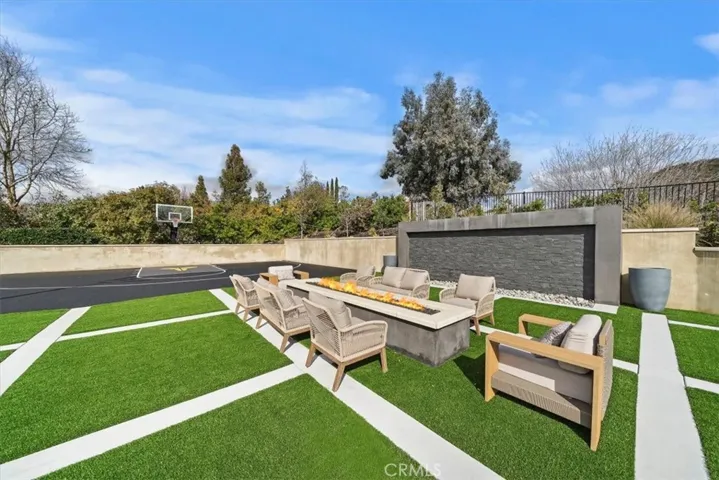 13786 Staghorn Court, Yucaipa, California 92399