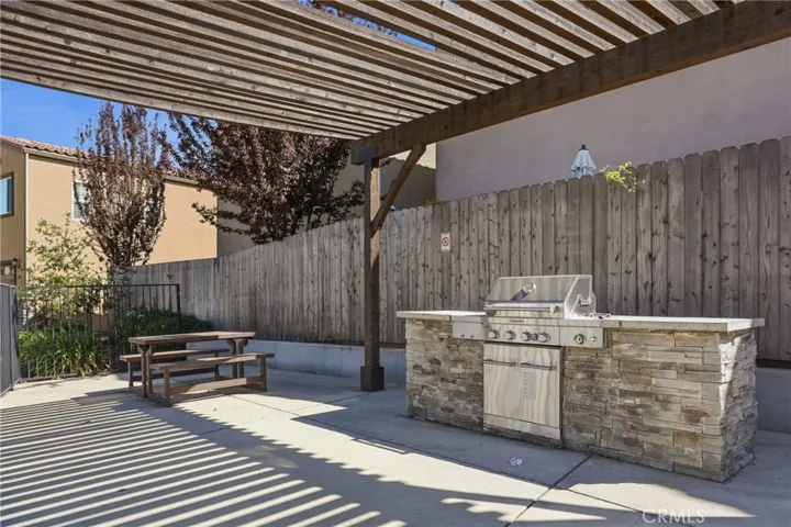 263 Via Las Casitas, Templeton, California 93465