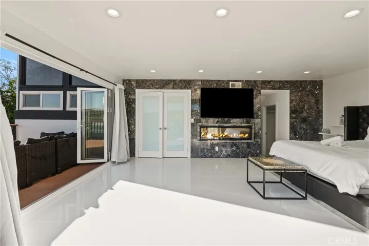 Primary Bedroom - With Wrap Around Balcony