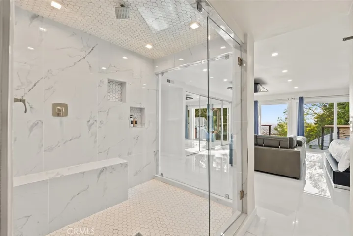 2nd Primary - Ensuite