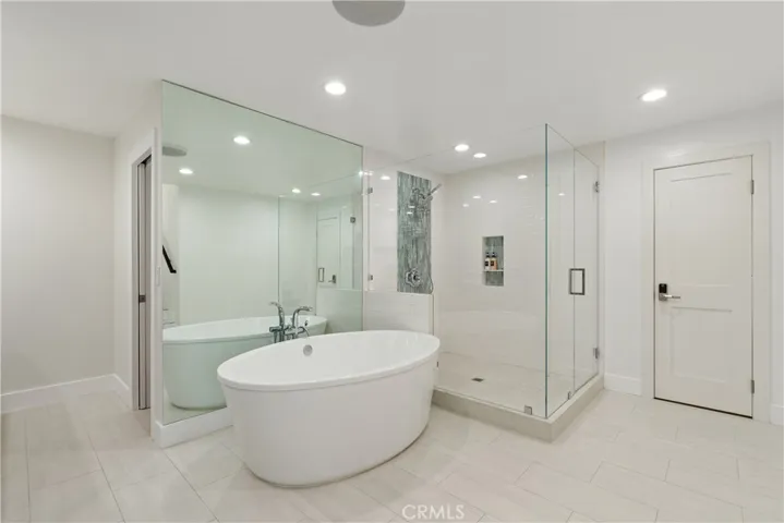 Primary - Ensuite
