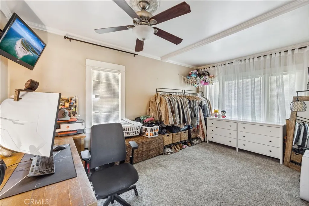 Bedroom/Office