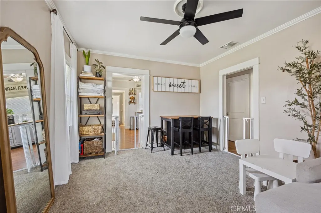 Living Room/Dining Room