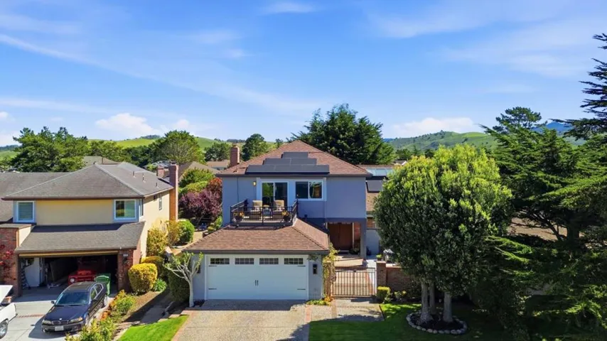2329 Burning Tree Road, Half Moon Bay, California 94019